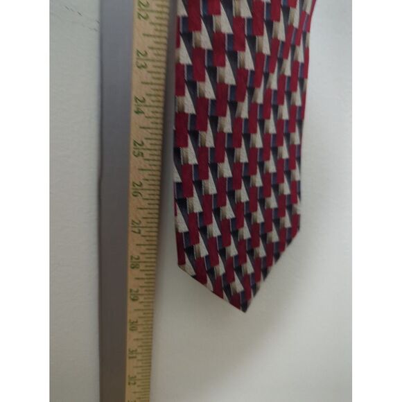 Stafford Executive Mens NeckTie Multicolor Red Abstract Block Pattern 100% Silk - Picture 5 of 5